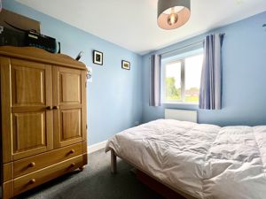 Bedroom- click for photo gallery